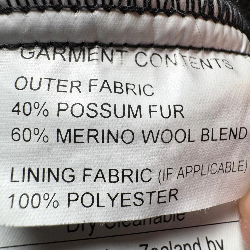 James McKenzie Vest Small Mens‎ New Zealand Possum Fur Merino Wool Dark Brown
